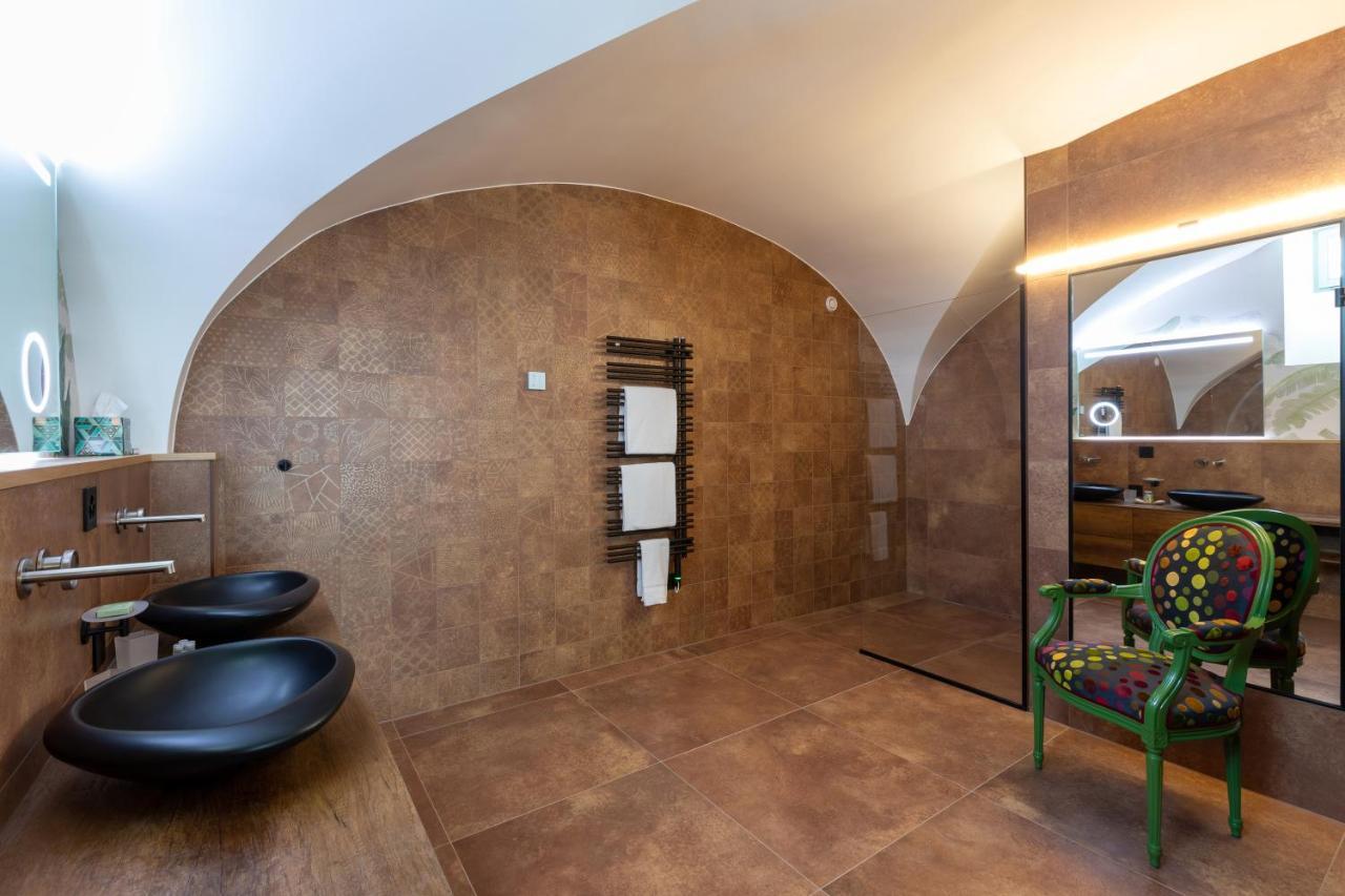 Romantik Hotel Le Vignier Avry-devant-Pont Екстериор снимка